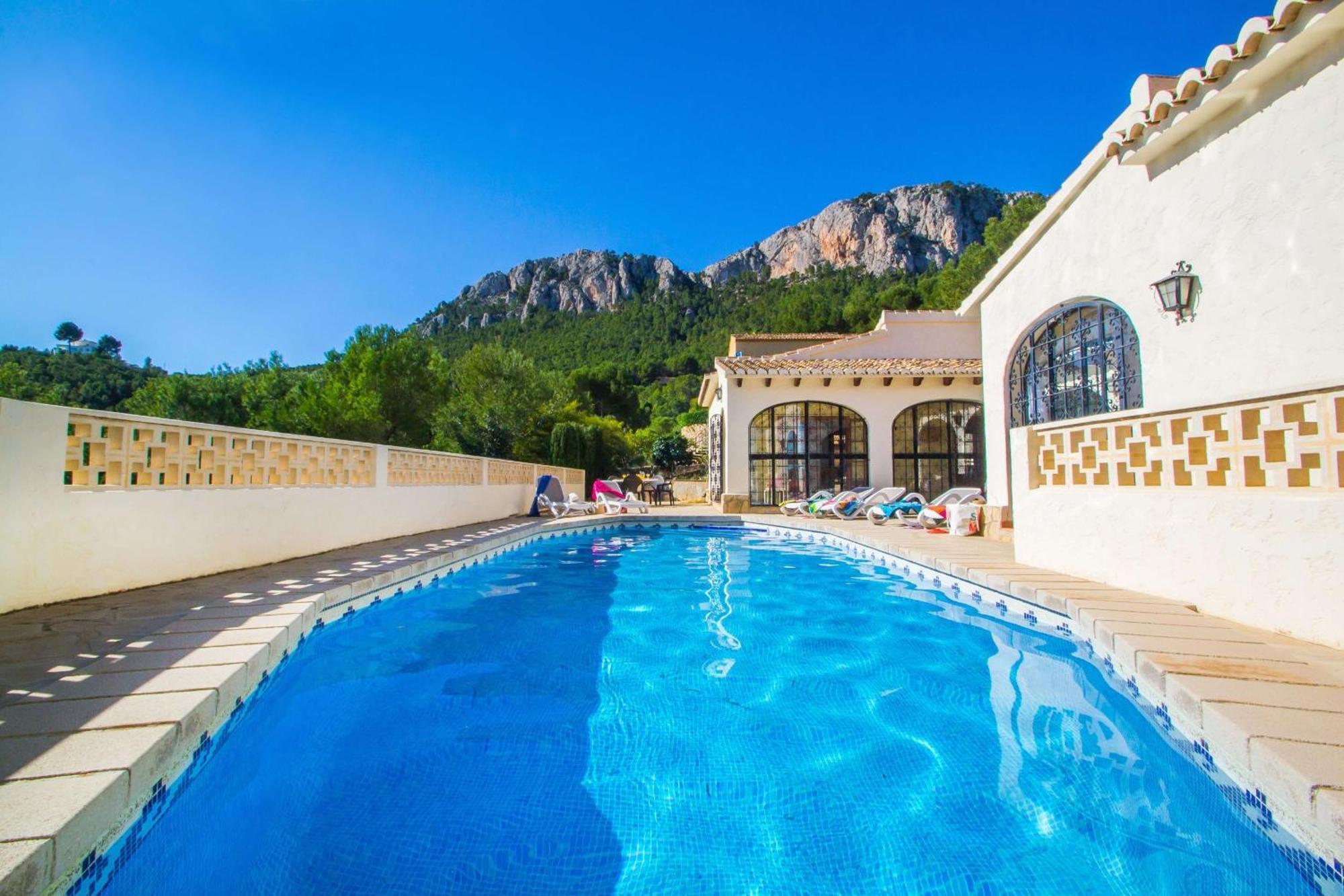 Villa Moskoa - Plusholidays Кальпе Экстерьер фото